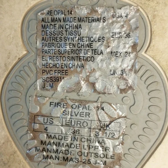 Stuart Weitzman Silver Crystal Sandals ladies size 4. Cruelty Free. VG Condition - Picture 8 of 9